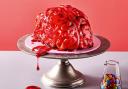 Bloody brain cake from Tigga Mac's Cake Hacks