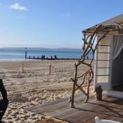 Bournemouth's wedding beach hut (Murakami Photography)