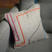 Circuit stitch cushion