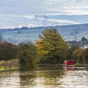 A sense of peace - narrowboat travel on Leeds and Liverpool Canal.