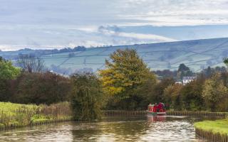 A sense of peace - narrowboat travel on Leeds and Liverpool Canal.