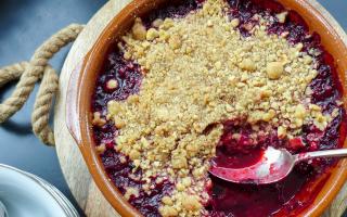 Spiced plum and blackberry crumble